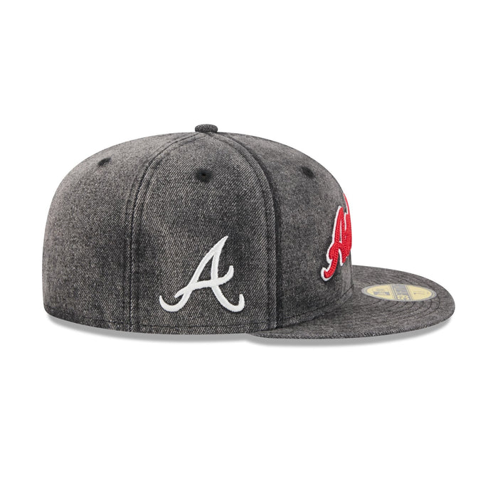 https://cdn.shopify.com/s/files/1/0601/2554/4675/files/60746840_59FIFTY_LifestyleEnergy_ATLBRA_BLK_RSIDE.jpg?v=1744736997