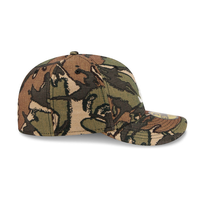 https://cdn.shopify.com/s/files/1/0601/2554/4675/files/60772940_59FIFTY_JACQUARDCAMO5950PC_ATLBRA_XCM_RSIDE.jpg?v=1761747869