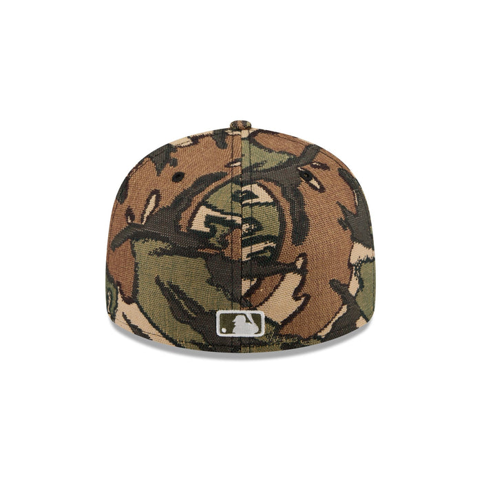 https://cdn.shopify.com/s/files/1/0601/2554/4675/files/60772940_59FIFTY_JACQUARDCAMO5950PC_ATLBRA_XCM_R.jpg?v=1761747864