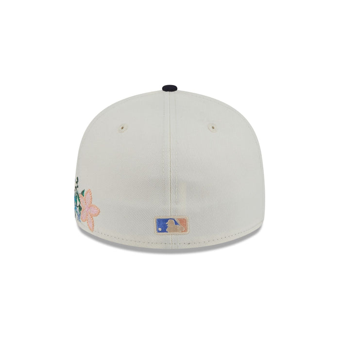 https://cdn.shopify.com/s/files/1/0601/2554/4675/files/60668975_59FIFTY_TONALFLORALS25426_ATLBRA_OTC_R.jpg?v=1746728139
