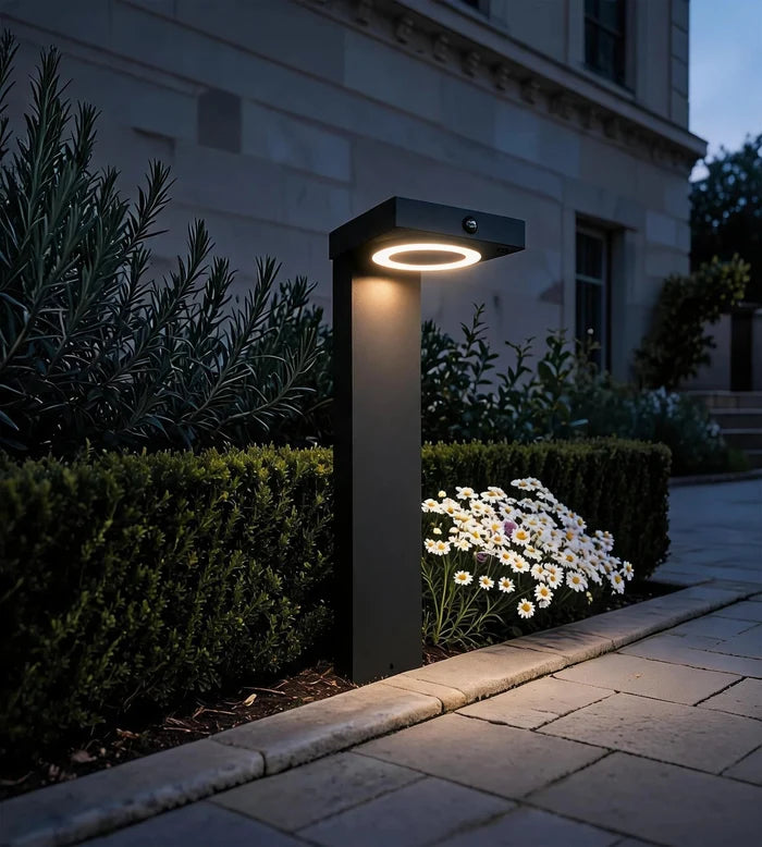 Borne Led Solaire LUCENT noire - Lumihome