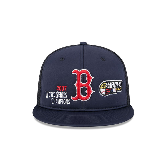https://cdn.shopify.com/s/files/1/0601/2554/4675/files/60675271_9FIFTY_TRUCKER_LifestyleEnergy_BOSRED_OTC_F.jpg?v=1741106296