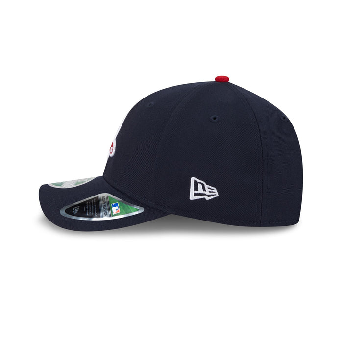 https://cdn.shopify.com/s/files/1/0601/2554/4675/files/60646776_9FORTYMC_MLBPLYRREP940MC_BOSRED_OTC_LSIDE.jpg?v=1736976594