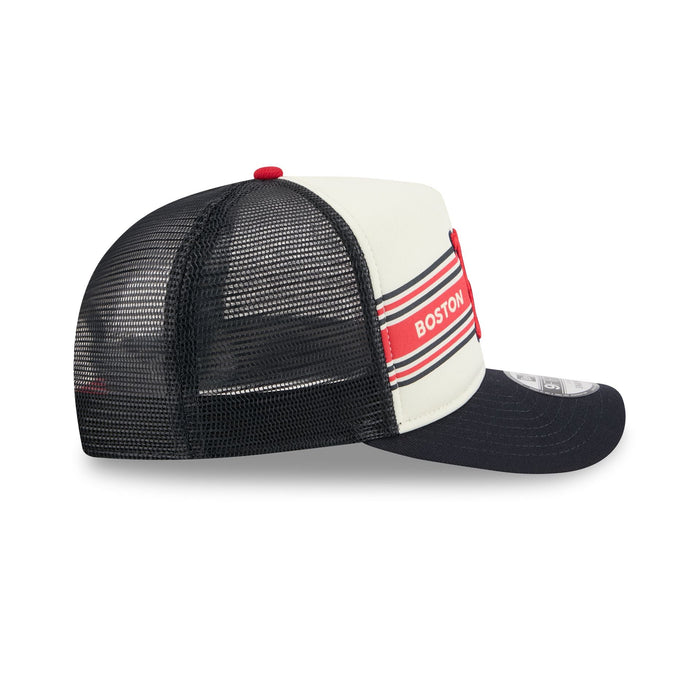 https://cdn.shopify.com/s/files/1/0601/2554/4675/files/60724493_9FIFTYAF_950AFBANNER25760_BOSRED_CHW_RSIDE.jpg?v=1756828220
