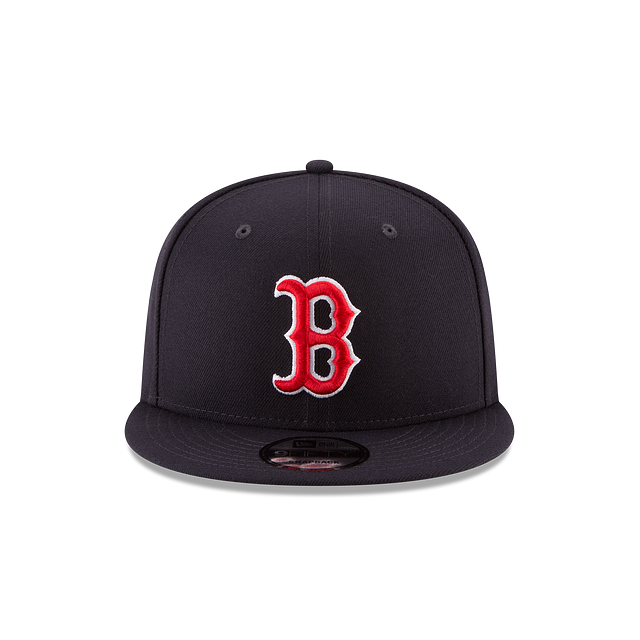https://cdn.shopify.com/s/files/1/0601/2554/4675/products/11591076_11592449_9FIFTY_MLBBASICSNAP_BOSRED_OTC_F.png?v=1677613015