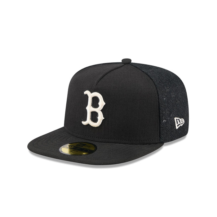 https://cdn.shopify.com/s/files/1/0601/2554/4675/files/60750771_59FIFTYAF_5950DAY5950AF2704_BOSRED_BLK_3QL.jpg?v=1745502721