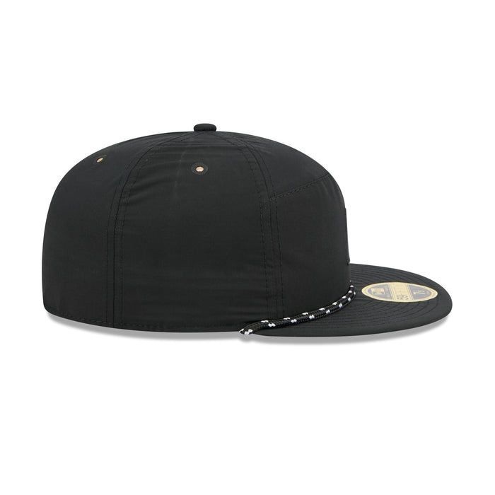 https://cdn.shopify.com/s/files/1/0601/2554/4675/files/60750793_59FIFTY_5950DAY5950SP270_BOSRED_BLK_RSIDE.jpg?v=1745502730