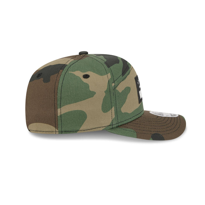 https://cdn.shopify.com/s/files/1/0601/2554/4675/files/60840429_9SEVENTYSP_QS970SP30413_BOSRED_WDC_RSIDE.jpg?v=1763396911
