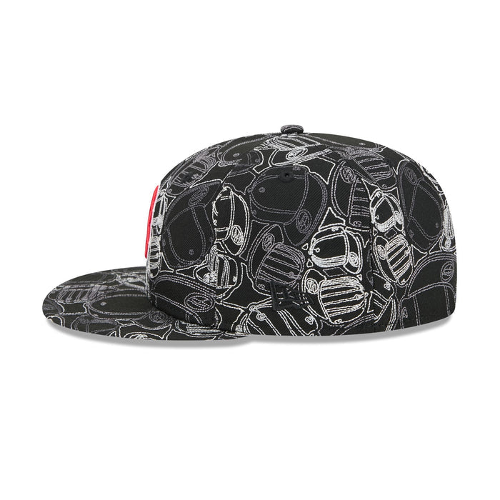 https://cdn.shopify.com/s/files/1/0601/2554/4675/files/60841953_59FIFTY_LifestyleEnergy_BOSRED_BLK_LSIDE.jpg?v=1763665702