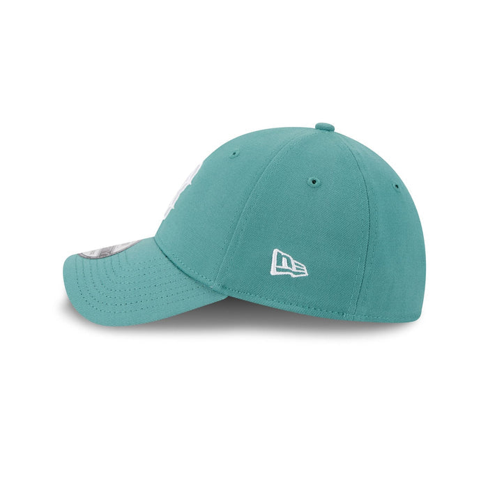 https://cdn.shopify.com/s/files/1/0601/2554/4675/files/60667027_39THIRTY_CITYCONNECTBOSRED_BOSRED_OTC_LSIDE.jpg?v=1747315859