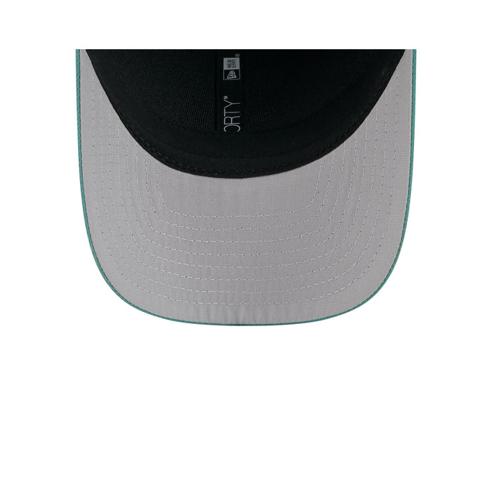 https://cdn.shopify.com/s/files/1/0601/2554/4675/files/60666767_9FORTYMC_CITYCONNECTBOSRED_BOSRED_OTC_UV.jpg?v=1747315858
