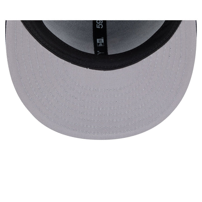 https://cdn.shopify.com/s/files/1/0601/2554/4675/files/60758561_59FIFTYDOGEAR_DOGEARCLASSIC29314_BOSRED_OTC_UV.jpg?v=1760987484