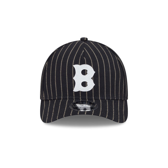 https://cdn.shopify.com/s/files/1/0601/2554/4675/files/60745184_9FORTYMCAF_AZTECPATTERN9TWENTY26_BOSRED_NVY_F.jpg?v=1746108049