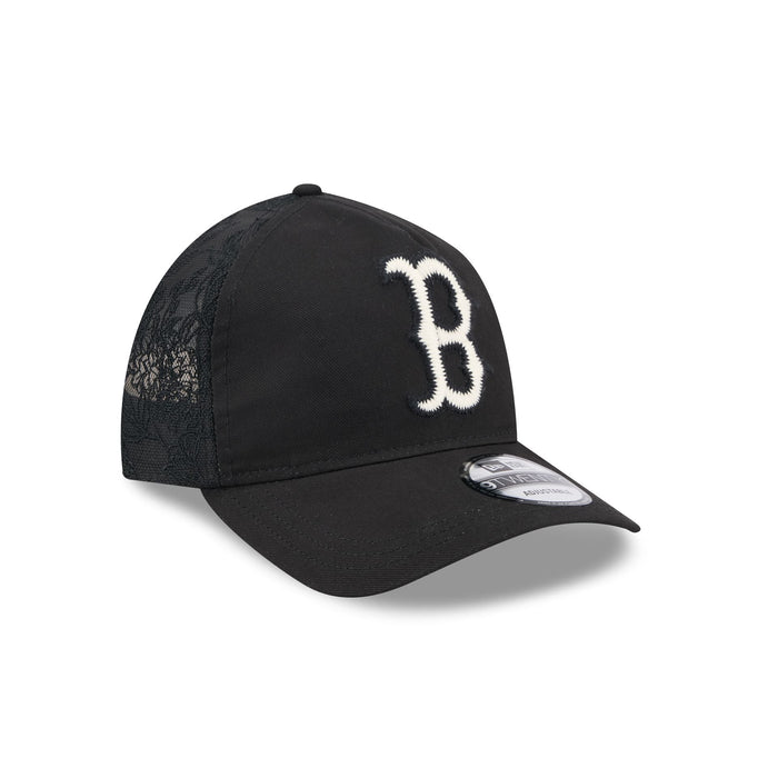 https://cdn.shopify.com/s/files/1/0601/2554/4675/files/60668395_9TWENTYAF_EMBROIDEREDMESH_BOSRED_BLK_3QR.jpg?v=1739218474