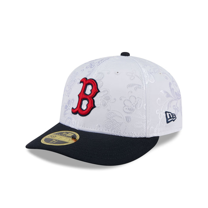 https://cdn.shopify.com/s/files/1/0601/2554/4675/files/60750745_LP59FIFTY_5950DAY5950LP2704_BOSRED_XWH_3QL.jpg?v=1745502723
