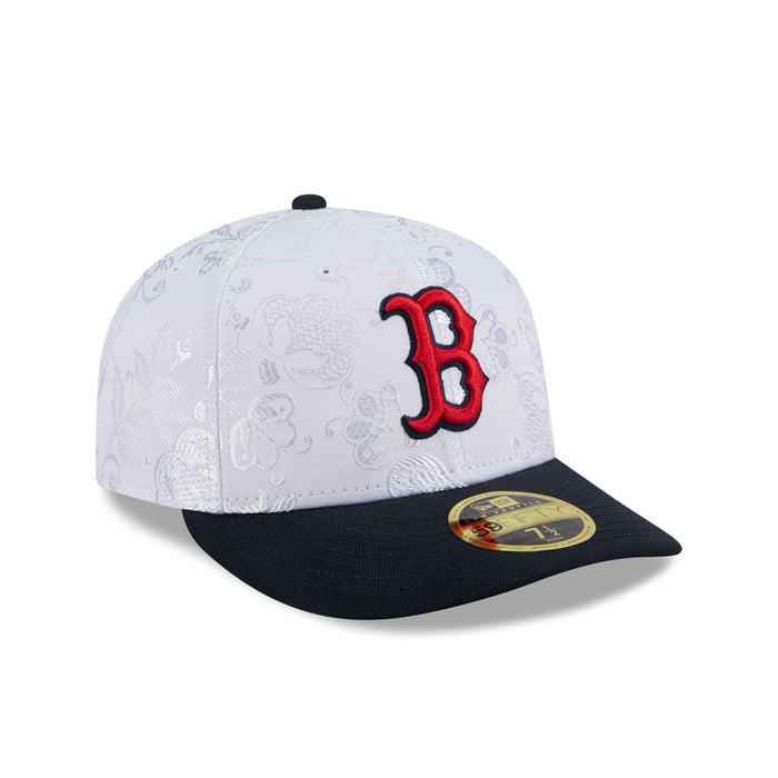 https://cdn.shopify.com/s/files/1/0601/2554/4675/files/60750745_LP59FIFTY_5950DAY5950LP2704_BOSRED_XWH_3QR.jpg?v=1745502723