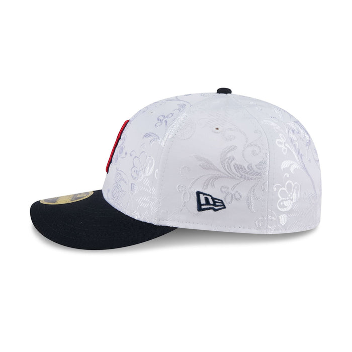 https://cdn.shopify.com/s/files/1/0601/2554/4675/files/60750745_LP59FIFTY_5950DAY5950LP2704_BOSRED_XWH_LSIDE.jpg?v=1745502723