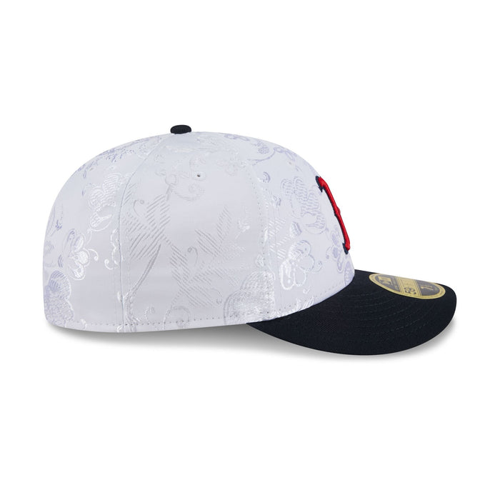 https://cdn.shopify.com/s/files/1/0601/2554/4675/files/60750745_LP59FIFTY_5950DAY5950LP2704_BOSRED_XWH_RSIDE.jpg?v=1745502723