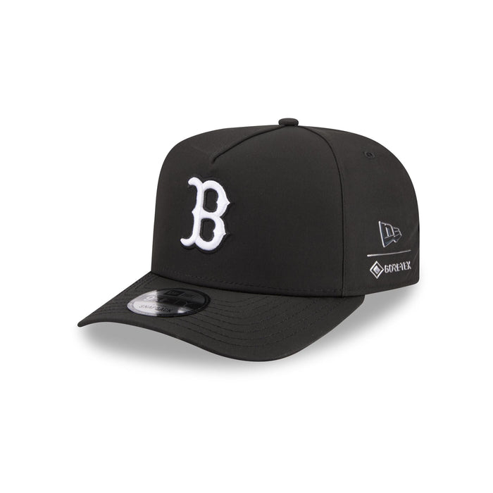 https://cdn.shopify.com/s/files/1/0601/2554/4675/files/60763682_9FIFTYAF_GORETEX950AFPC291_BOSRED_BLK_3QL.jpg?v=1765291719