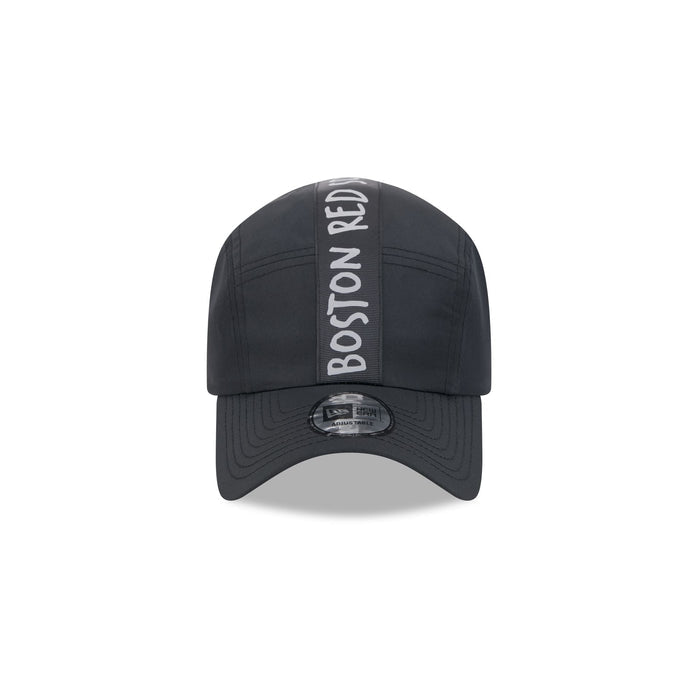 https://cdn.shopify.com/s/files/1/0601/2554/4675/files/60579266_ECOMRUNNER22726BOSREDBLK_F.jpg?v=1722364582