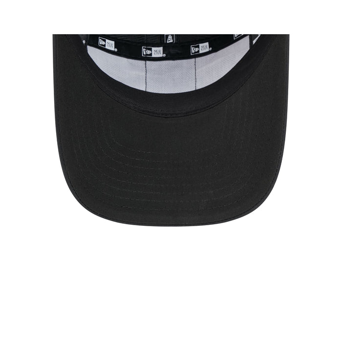 https://cdn.shopify.com/s/files/1/0601/2554/4675/files/60579266_ECOMRUNNER22726BOSREDBLK_UV.jpg?v=1722364583