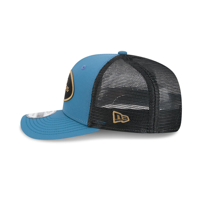 https://cdn.shopify.com/s/files/1/0601/2554/4675/files/60598041_970_LifestyleEnergy_BOSRED_IND_LSIDE.jpg?v=1732035743