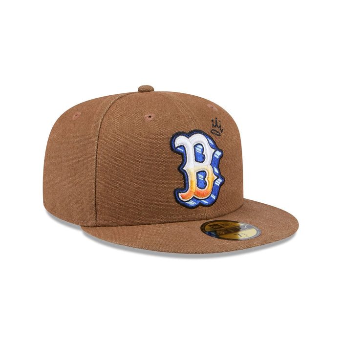 https://cdn.shopify.com/s/files/1/0601/2554/4675/files/60586856_59FIFTY_LOGOSCRIBBLE_BOSRED_OTC_3QR.jpg?v=1728999915