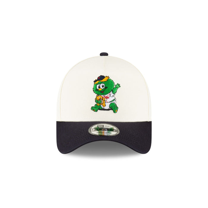 https://cdn.shopify.com/s/files/1/0601/2554/4675/files/70873722_9FORTYAF_MLBMINIMASCOT_BOSREDCO_WHT_F.jpg?v=1719412085