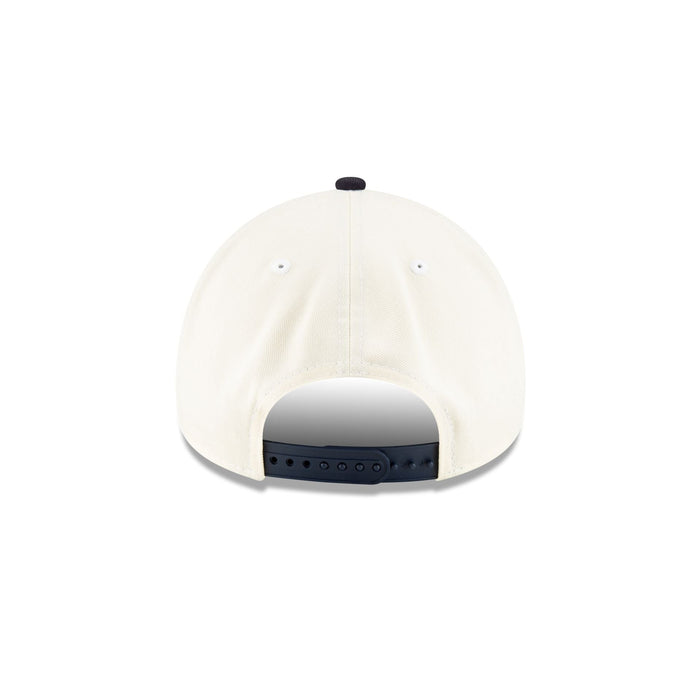 https://cdn.shopify.com/s/files/1/0601/2554/4675/files/70873722_9FORTYAF_MLBMINIMASCOT_BOSREDCO_WHT_R.jpg?v=1719412085