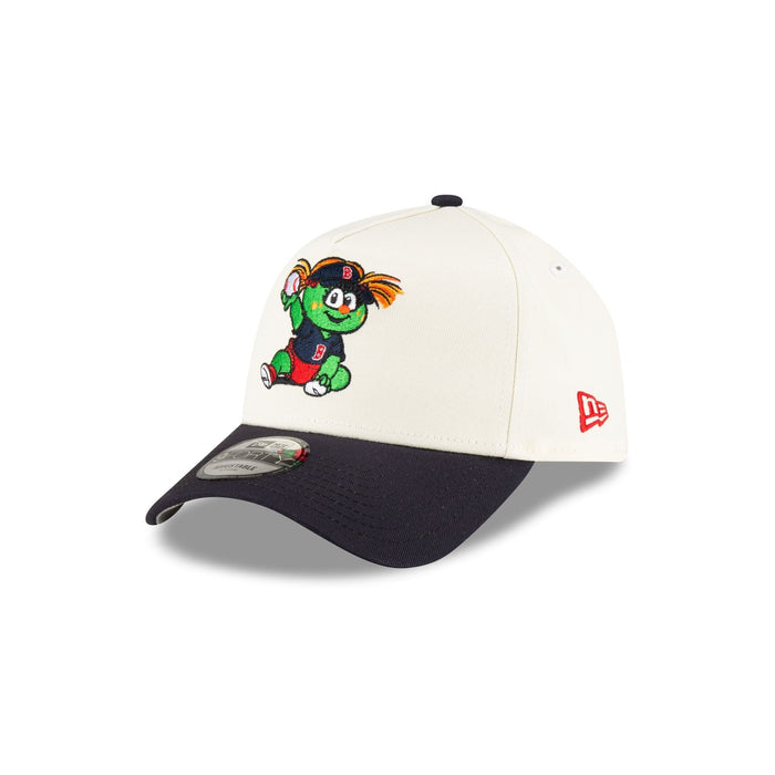 https://cdn.shopify.com/s/files/1/0601/2554/4675/files/70873721_9FORTYAF_MLBMINIMASCOT_BOSREDCO_WHT_3QL.jpg?v=1719412090
