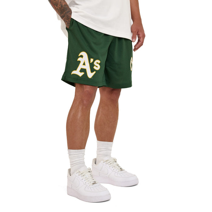 https://cdn.shopify.com/s/files/1/0601/2554/4675/files/1x1-Look_5_04.jpg?v=1732550463