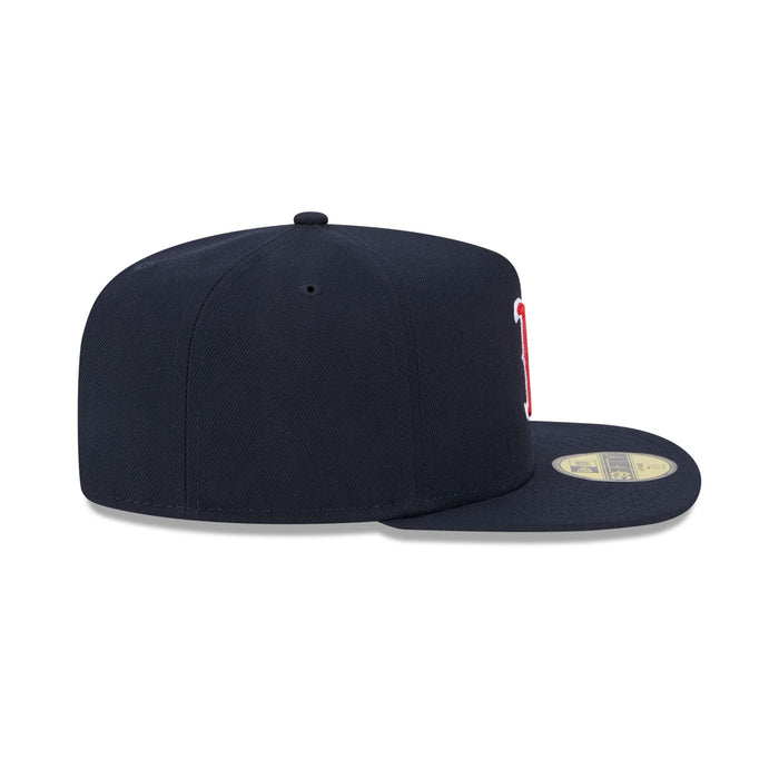 https://cdn.shopify.com/s/files/1/0601/2554/4675/files/60592135_59FIFTYAF_CHS5950AF24376_BOSRED_OTC_RSIDE.jpg?v=1727902197
