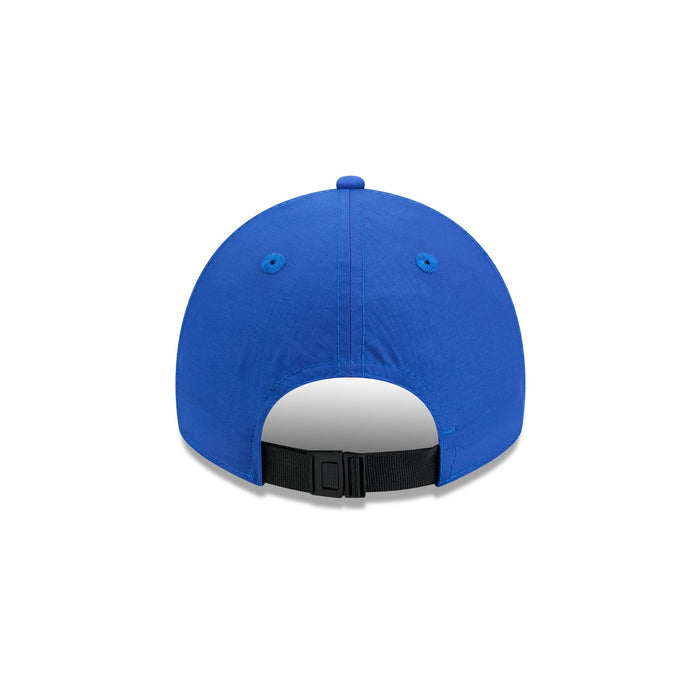 https://cdn.shopify.com/s/files/1/0601/2554/4675/files/60656387_9TWENTY_EVERYDAYNYLON_BOSRED_LRY_R.jpg?v=1740520620