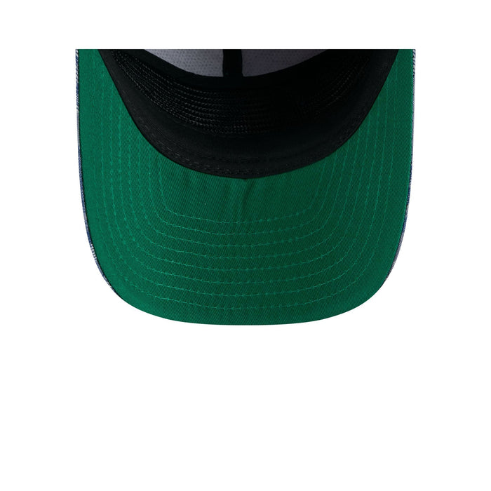 https://cdn.shopify.com/s/files/1/0601/2554/4675/files/60745166_GOLFER_DENIMJACQUARDGOLFR_BOSRED_IND_UV.jpg?v=1746108201