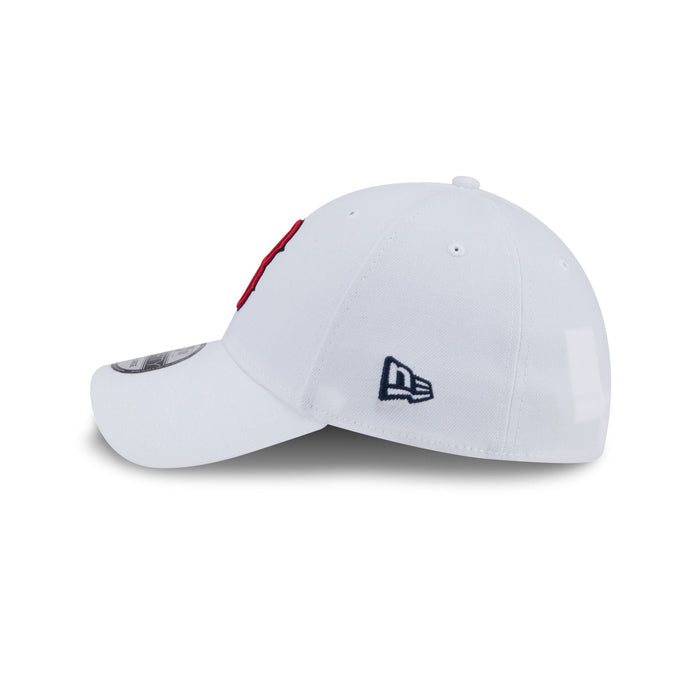 https://cdn.shopify.com/s/files/1/0601/2554/4675/files/60438271_39THIRTY_JR3930EGNEOOTCST_BOSRED_WHI_LSIDE.jpg?v=1723732750