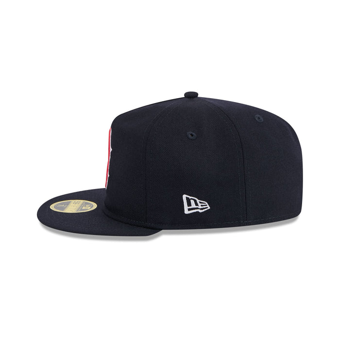 https://cdn.shopify.com/s/files/1/0601/2554/4675/files/60668527_59FIFTY_WOOL59FIFTYRETROC_BOSRED_OTC_LSIDE.jpg?v=1739218477
