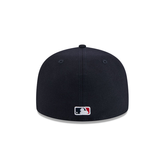 https://cdn.shopify.com/s/files/1/0601/2554/4675/files/60668527_59FIFTY_WOOL59FIFTYRETROC_BOSRED_OTC_R.jpg?v=1739218477
