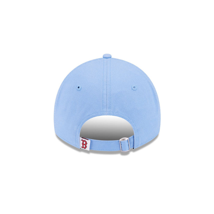 https://cdn.shopify.com/s/files/1/0601/2554/4675/files/60445720_9TWENTY_920EGSKYSKYOTC_BOSRED_SKY_R.jpg?v=1713795116