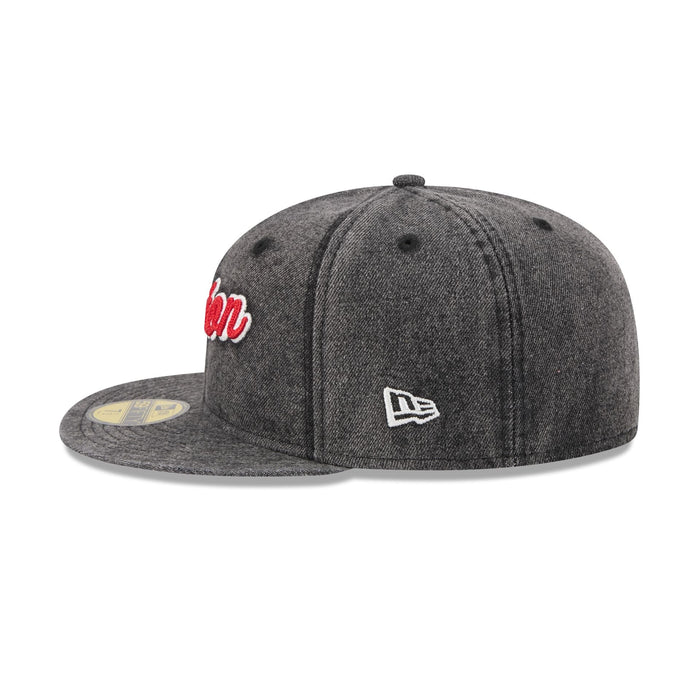https://cdn.shopify.com/s/files/1/0601/2554/4675/files/60746841_59FIFTY_LifestyleEnergy_BOSRED_BLK_LSIDE.jpg?v=1744736999