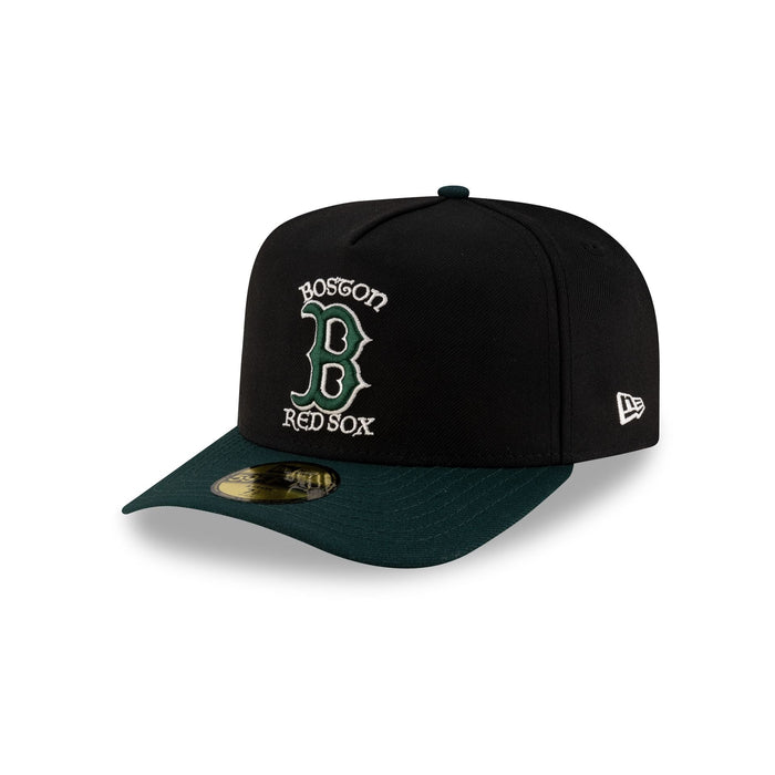 https://cdn.shopify.com/s/files/1/0601/2554/4675/files/70924246_59FIFTYAF_STPATRICKSDAY_BOSRED_BLK_LSIDE.jpg?v=1740588441