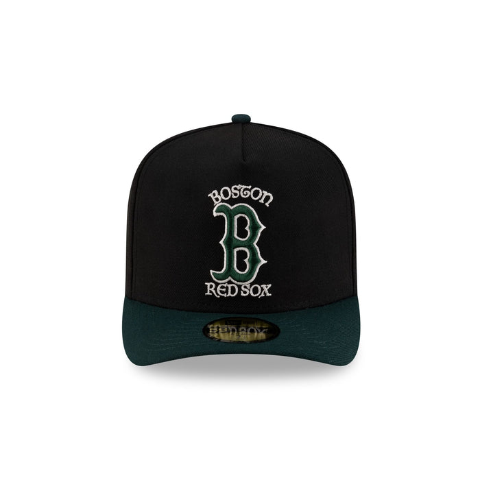 https://cdn.shopify.com/s/files/1/0601/2554/4675/files/70924246_59FIFTYAF_STPATRICKSDAY_BOSRED_BLK_F.jpg?v=1740588441