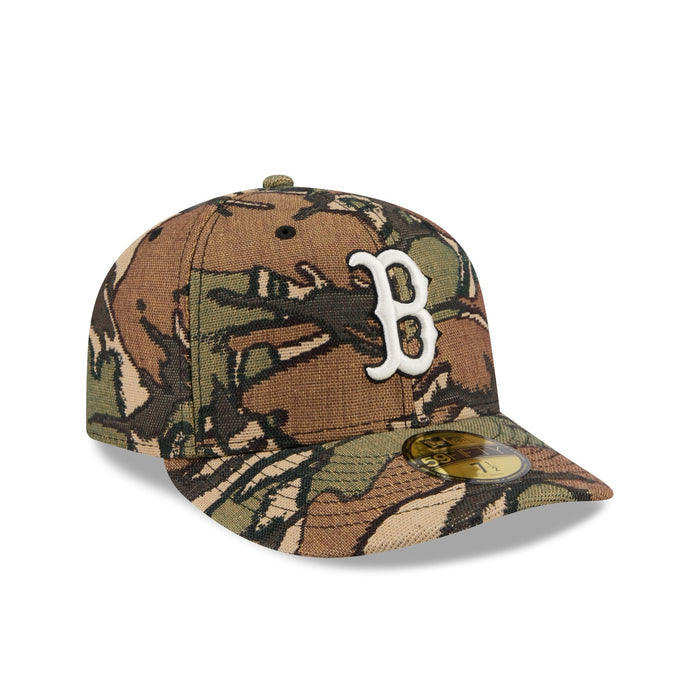 https://cdn.shopify.com/s/files/1/0601/2554/4675/files/60772937_59FIFTY_JACQUARDCAMO5950PC_BOSRED_XCM_3QR.jpg?v=1761747858