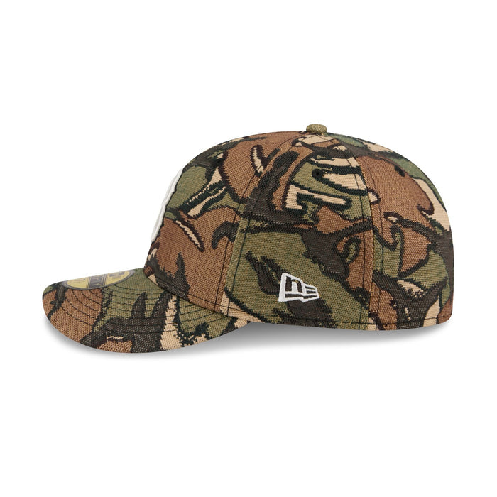https://cdn.shopify.com/s/files/1/0601/2554/4675/files/60772937_59FIFTY_JACQUARDCAMO5950PC_BOSRED_XCM_LSIDE.jpg?v=1761747859