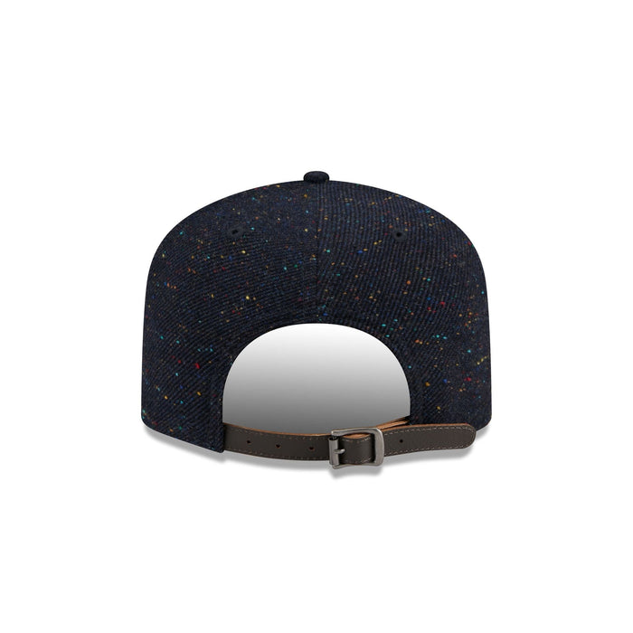 https://cdn.shopify.com/s/files/1/0601/2554/4675/files/60772995_19TWENTY_SPECKLEDWOOL19202_BOSRED_XNV_R.jpg?v=1761747869