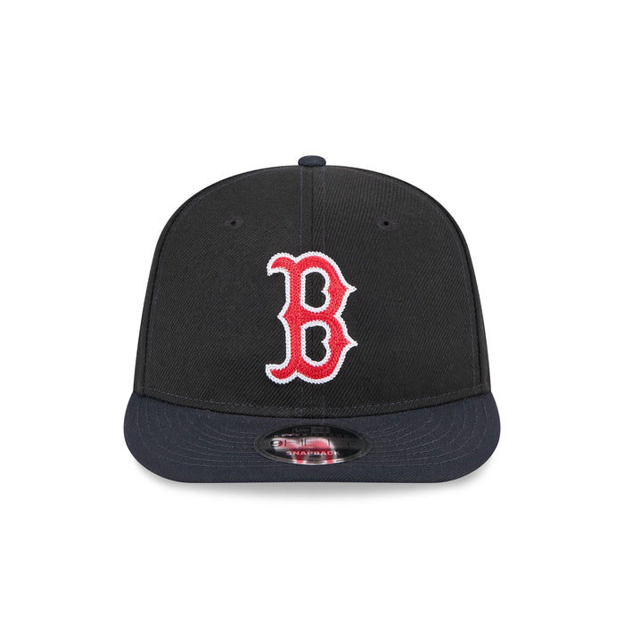 https://cdn.shopify.com/s/files/1/0601/2554/4675/files/60577615_RC9FIFTY_LifestyleEnergy_BOSRED_BLKOTC_F.jpg?v=1714575207