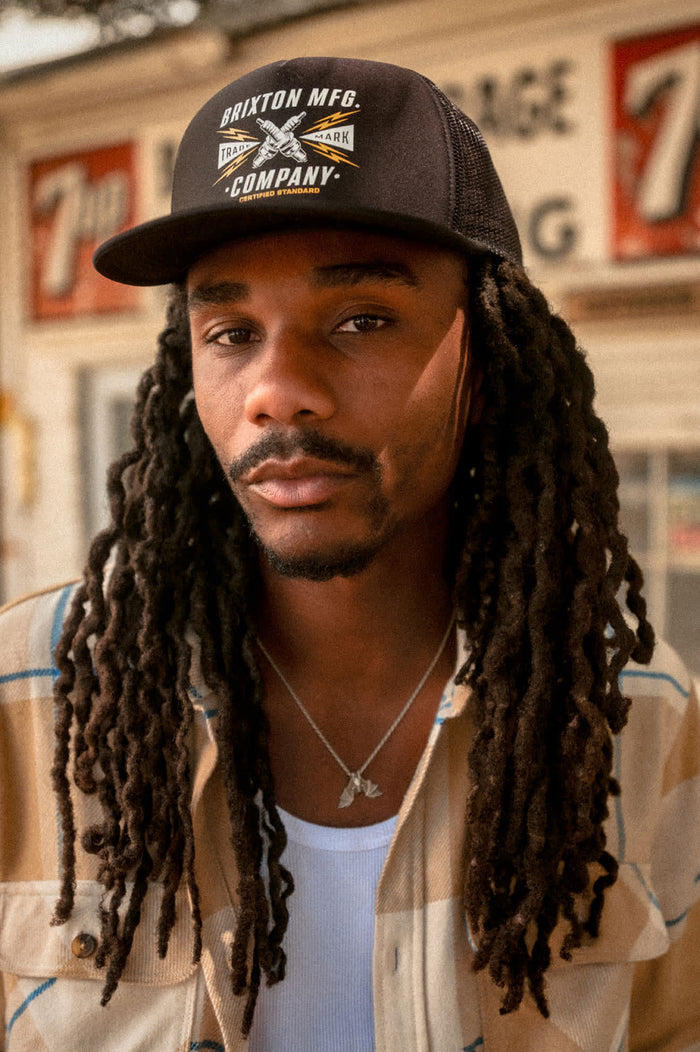 Unisex Danton Netplus Trucker Hat in the color Black/Black - Men's Lifestyle image