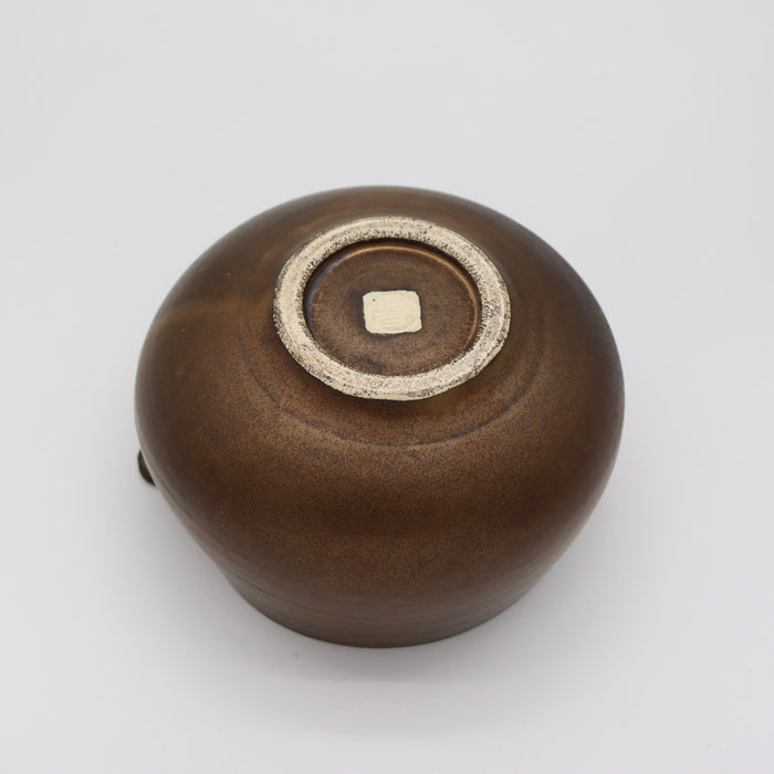 Emui × YUNOMI / YOIN (余韻) Matcha Pouring Bowl (Handmade Ceramic / 桐箱入りユノミオリジナル) yunomi.life