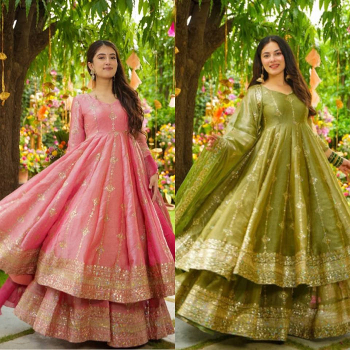 Enchanting Moments in Traditional Glamour