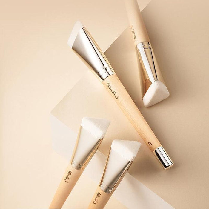 [Fillimilli] S Smooth Skin Filter Foundation Brush 827 - Ballagrio