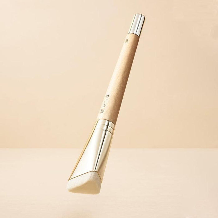 [Fillimilli] S Smooth Skin Filter Foundation Brush 827 - Ballagrio